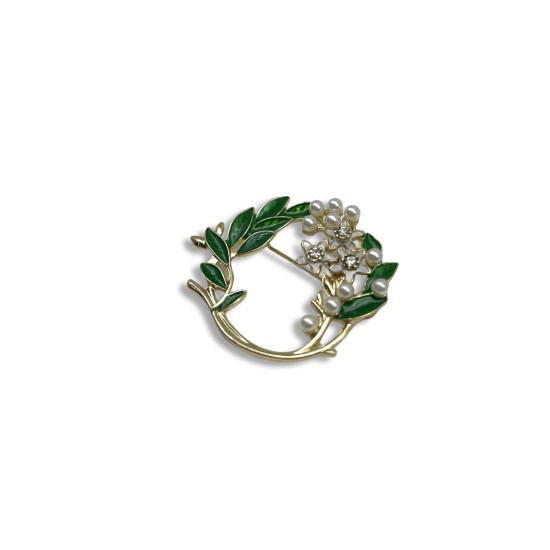A jasmine brooch