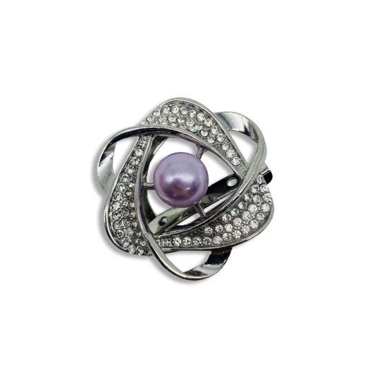 Round pearl brooch